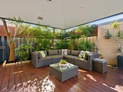 29B Eden Street, Innaloo WA 6018