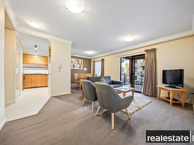 45/122 Mounts Bay Road, Perth