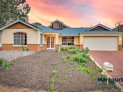 15 Darling Range Drive, Bedfordale WA 6112