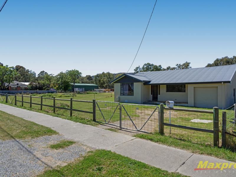 69 Station Street, Martin