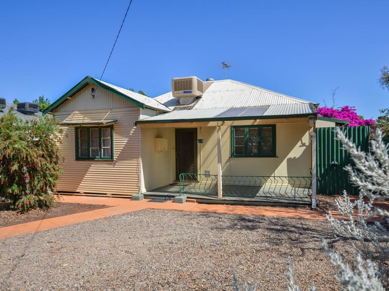 14 Harvey Street, South Kalgoorlie