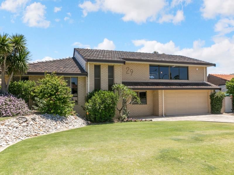 29 Hatfield Way, Booragoon