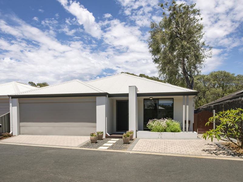 14 Casselton Loop, Geographe WA 6280