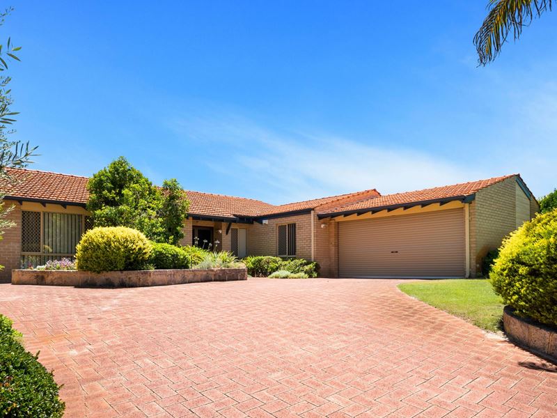 4 Walter Close, Bateman