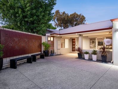 244B Huntriss Road, Doubleview WA 6018