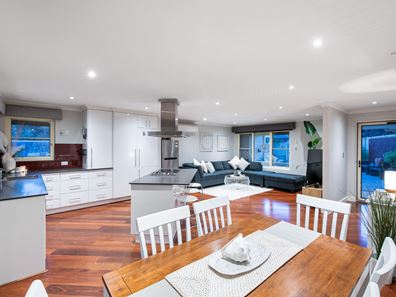 244B Huntriss Road, Doubleview WA 6018