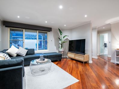 244B Huntriss Road, Doubleview WA 6018