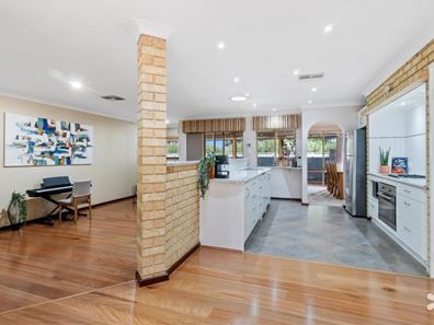 1 Leigh Close, Willetton WA 6155