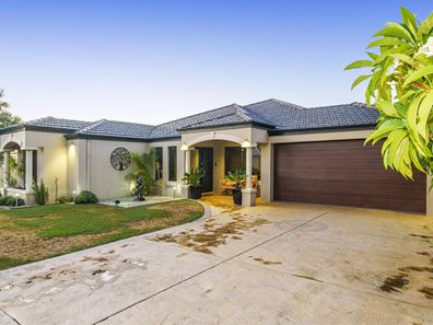 22 Dunbar Way, Canning Vale WA 6155