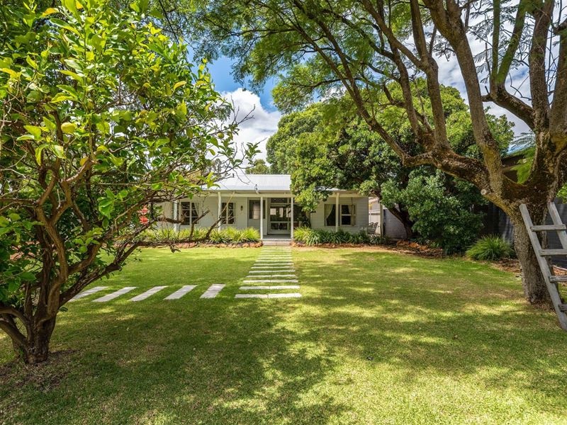 27 Alpine Road, Kalamunda