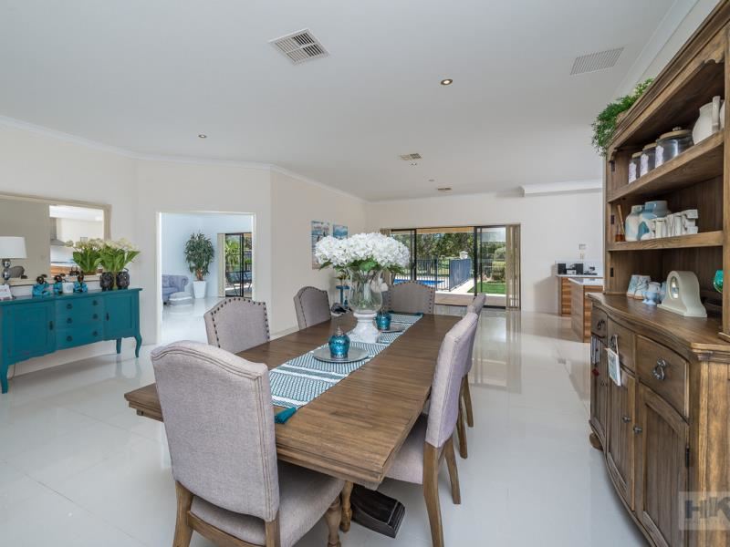 20 Longview Way, The Vines
