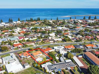 8 Joseph Road, Safety Bay WA 6169