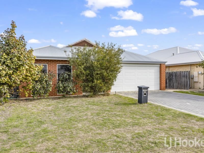 11 Lunar Street, Yanchep