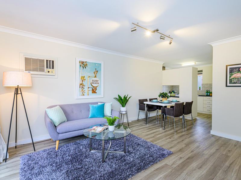 2/3 Eleanor Street, Como