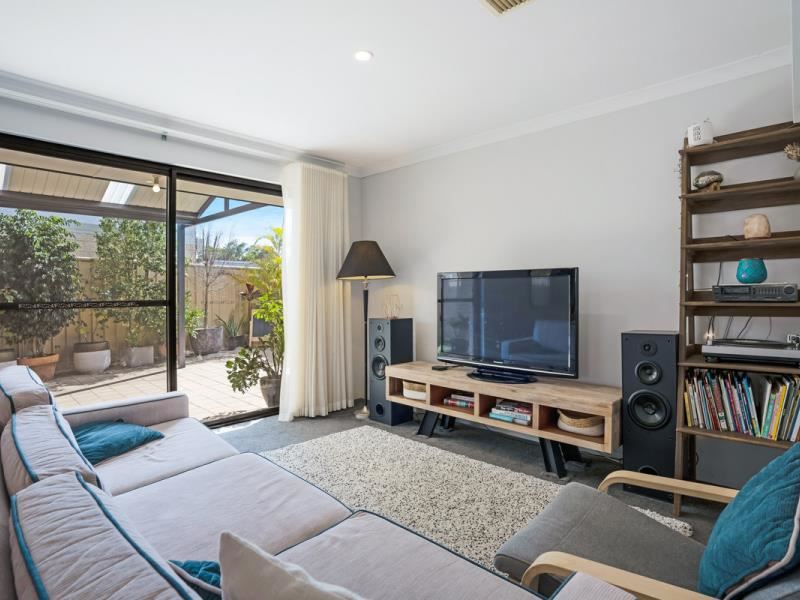 1B Lewes Road, Nollamara WA 6061