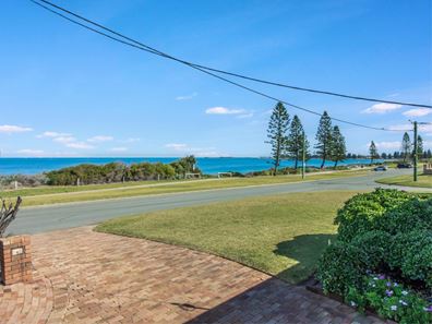 60B Warnbro Beach Road, Safety Bay WA 6169