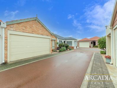 11 / 99 Burslem Drive, Maddington WA 6109