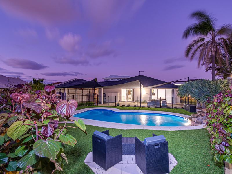 10 Prairie Dunes Place, Connolly