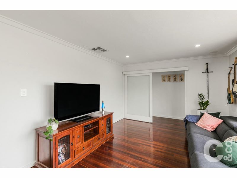 45 Steward Way, Orelia