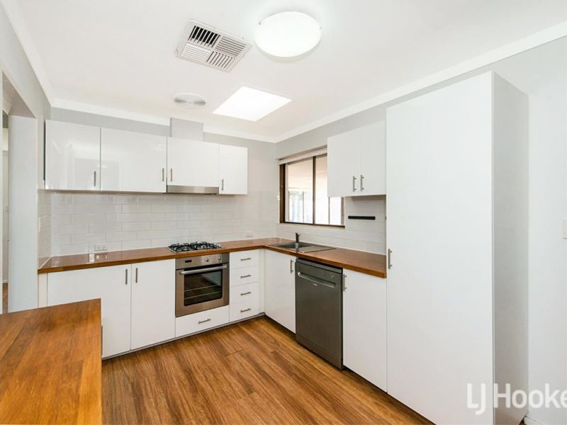 74 Hilton Crescent, Maddington