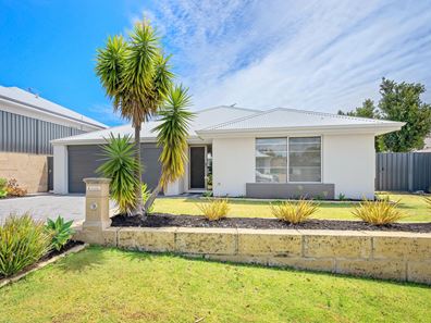 11 Sadler Circuit, Australind WA 6233