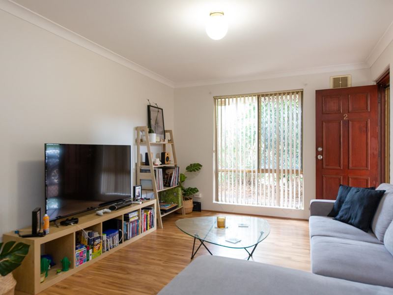2/40 Camden St, Dianella