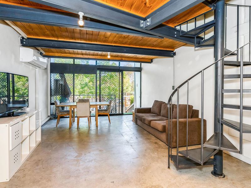 6/3 Greenway Street, Perth