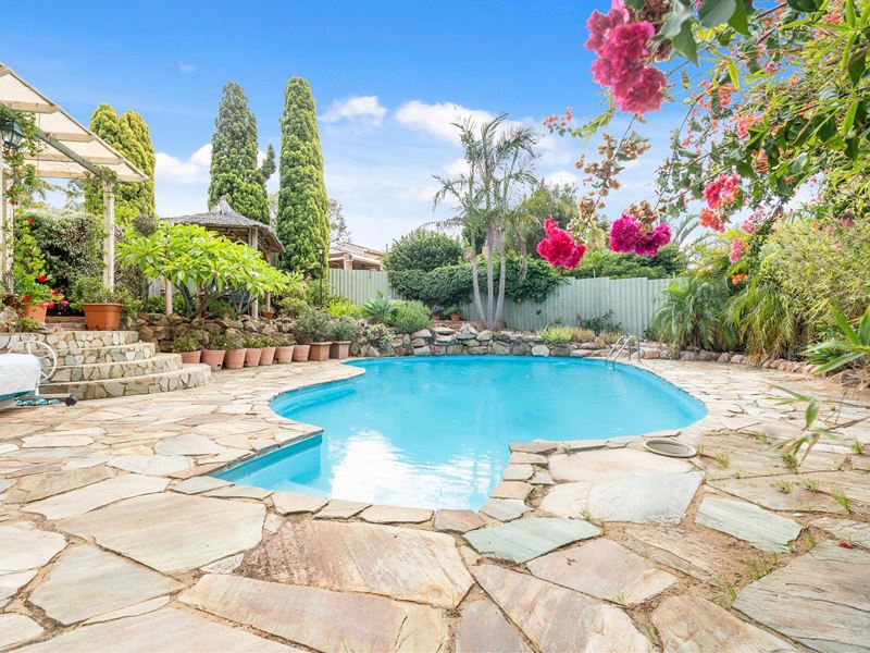 4 Whistler Close, Edgewater