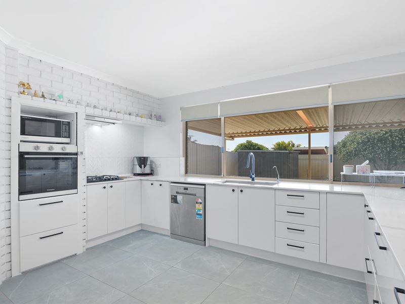36 Pioneer Drive, Thornlie