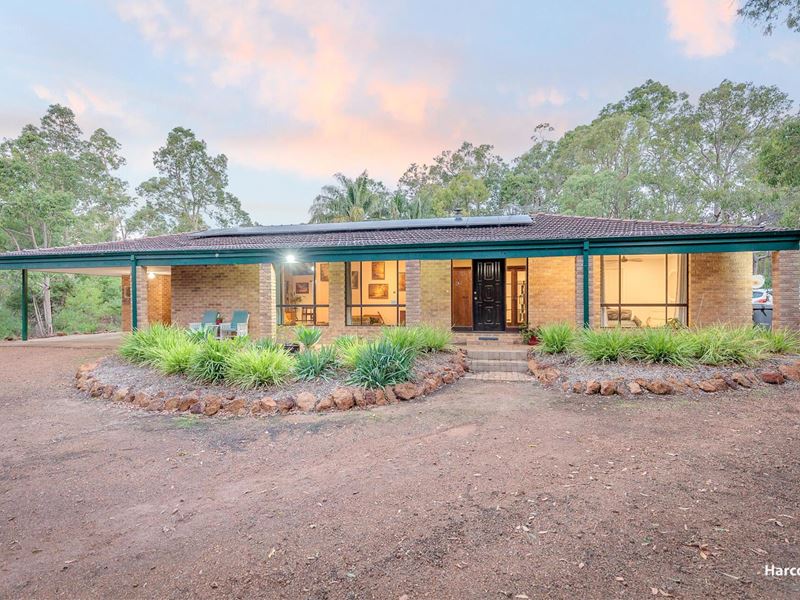 2 Thorp Place, Roleystone WA 6111