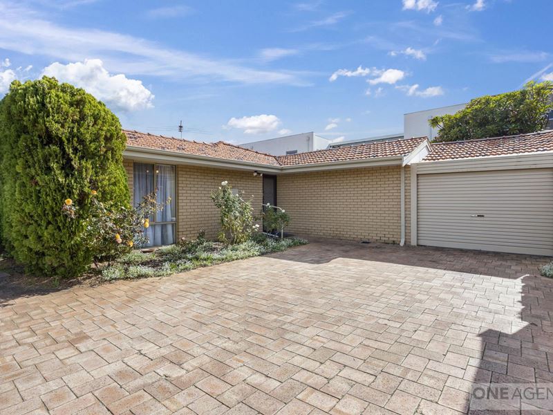 2/129 Waterloo Street, Tuart Hill