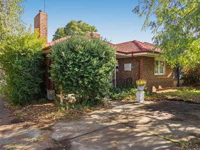 71 Coolbellup Ave, Coolbellup WA 6163