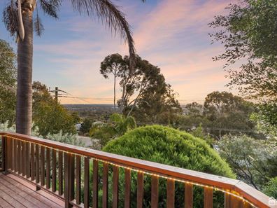 50 Carrick Road, Mount Richon WA 6112