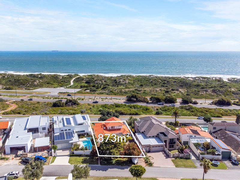 64 Chipping Road, City Beach