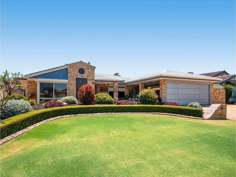 25 Dryandra Way, Thornlie