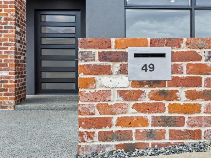 49 Onyx Road, Mount Richon