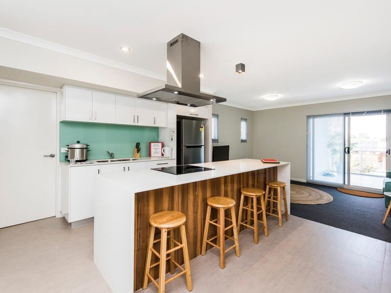 8/188 Loftus Street, North Perth