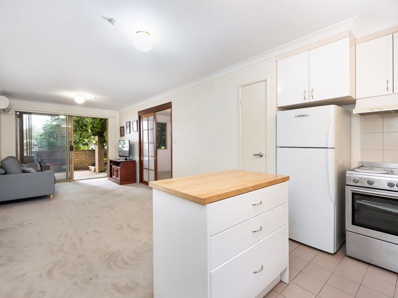 2/41 Bristol Avenue, Bicton WA 6157