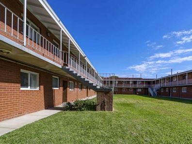 9/15 Corvus Place, Rockingham WA 6168