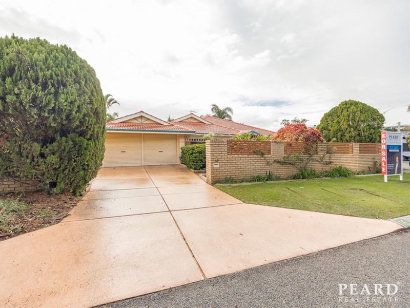 16 Scarcliffe Way, Carine