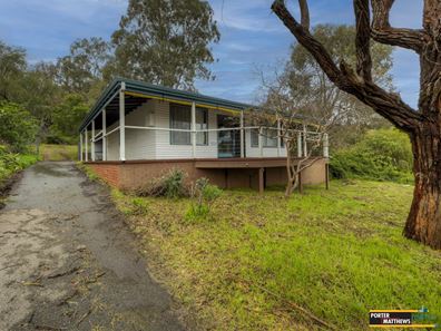 6 Jones Street, Kalamunda WA 6076