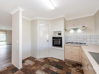 15 Veresdale Retreat, Coodanup WA 6210