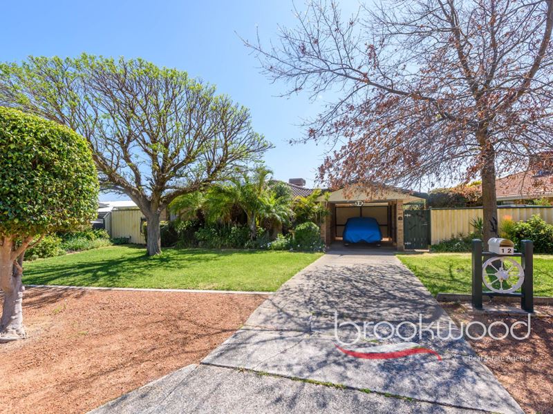 12 Fordham Drive, Swan View WA 6056