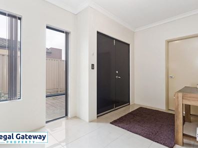 28 Rathlin Cove, Canning Vale WA 6155