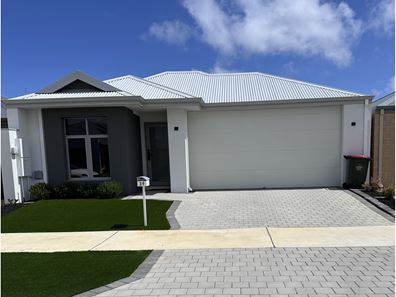 39 Castlemead Dr, Yanchep WA 6035