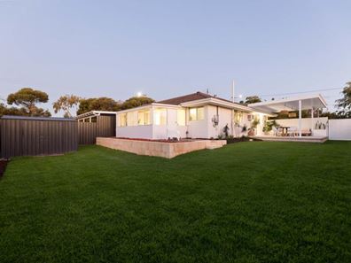 15A Mcwhae Road, Hillarys WA 6025