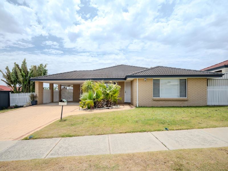 133 Roxburgh Circle, Kinross