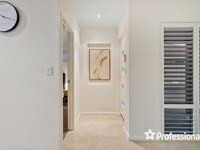 105B Hillsborough Drive, Nollamara WA 6061