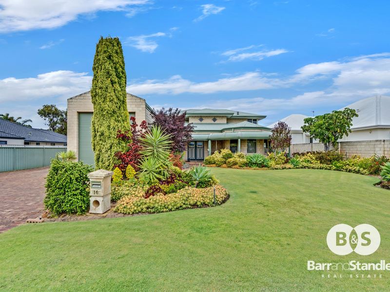 16 Gleneagles Way, Pelican Point WA 6230