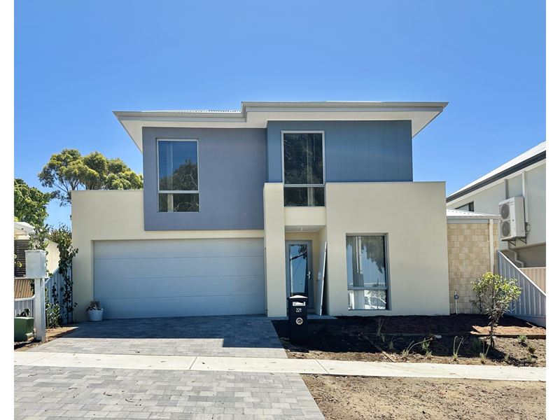 221 Alice Street, Doubleview WA 6018